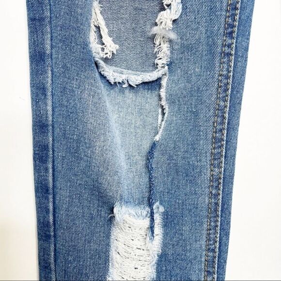Nasty Gal High Rise Distressed Jeans Size 4 - Picture 8 of 8